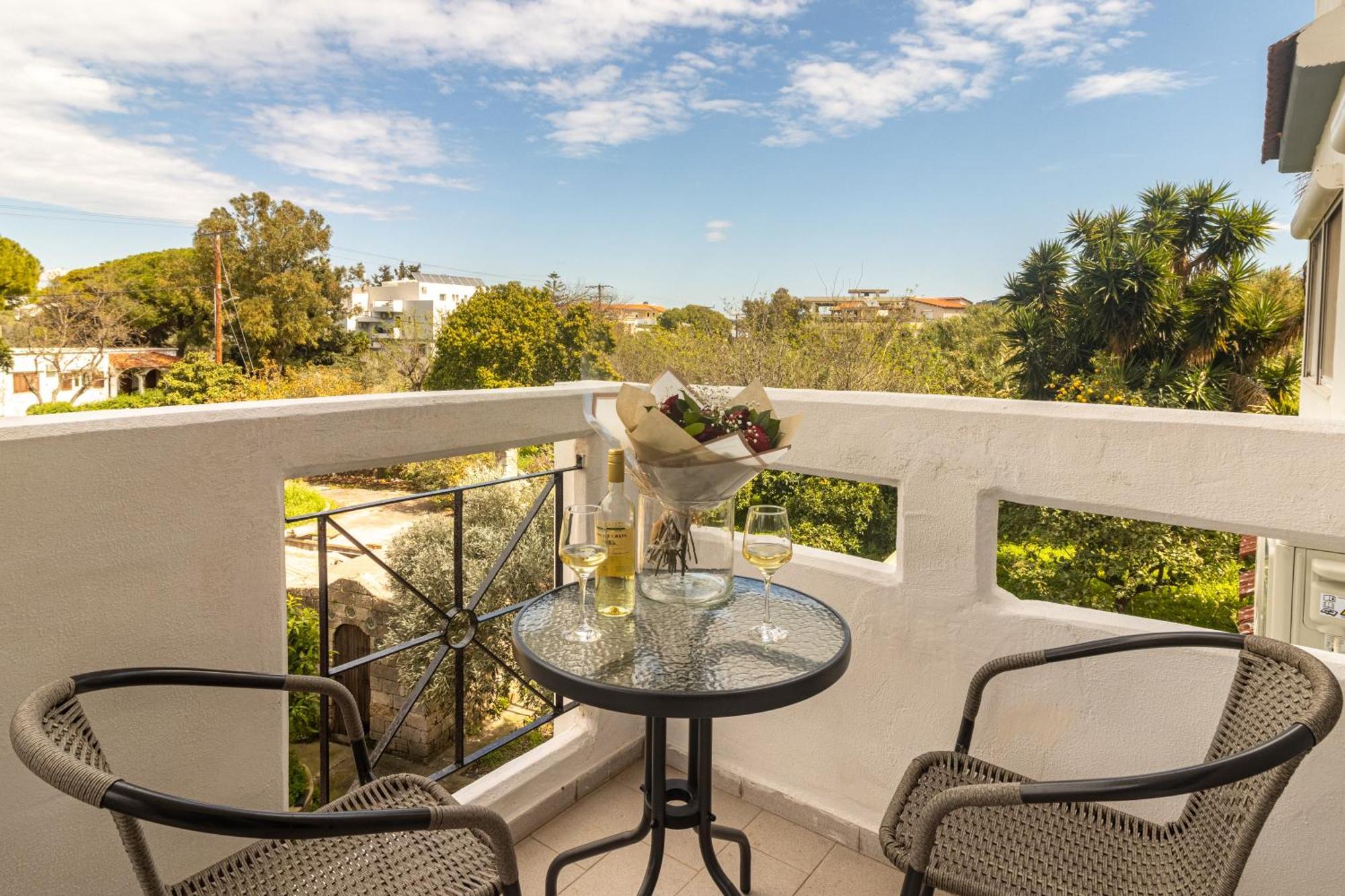 Erofili's Ialisos-rhodes 10 Minutes From